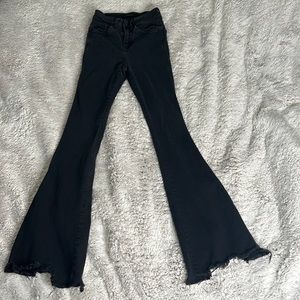 •Black FLYING MONKEY flare jeans•Size 23•